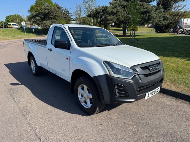 View our ISUZU D-MAX