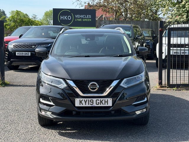 View our NISSAN QASHQAI