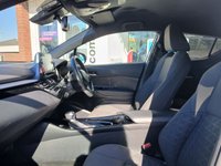 USED 2020 20 TOYOTA C-HR 2.0 VVT-h Design SUV 5dr Petrol Hybrid CVT Euro 6 (s/s) (184 ps) 