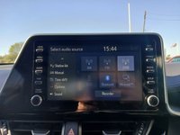 USED 2020 20 TOYOTA C-HR 2.0 VVT-h Design SUV 5dr Petrol Hybrid CVT Euro 6 (s/s) (184 ps) 