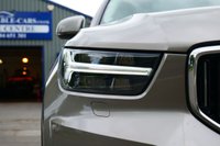 USED 2022 71 VOLVO XC40 2.0 B4 MHEV Inscription Pro SUV 5dr Petrol Hybrid DCT Auto AWD Euro 6 (s/s) (197 ps) PEBBLE GREY METALLIC PAINTWORK + BLOND LEATHER + CARPLAY + VIRTUAL DASH