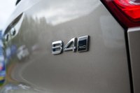 USED 2022 71 VOLVO XC40 2.0 B4 MHEV Inscription Pro SUV 5dr Petrol Hybrid DCT Auto AWD Euro 6 (s/s) (197 ps) PEBBLE GREY METALLIC PAINTWORK + BLOND LEATHER + CARPLAY + VIRTUAL DASH