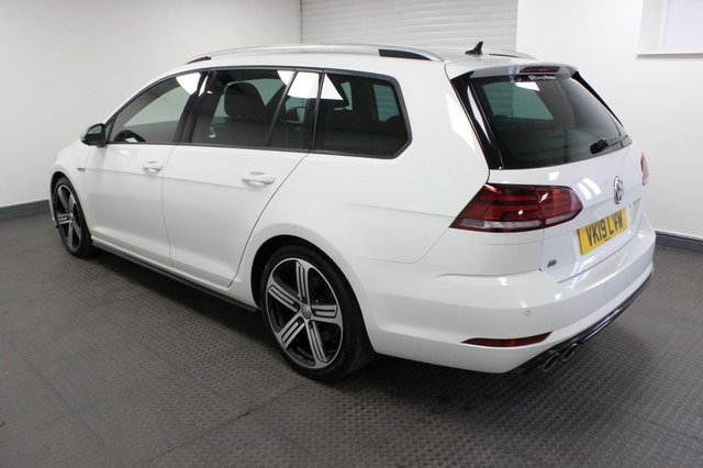 View our VOLKSWAGEN GOLF