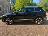 USED 2017 17 VOLKSWAGEN TIGUAN 2.0 TDI BlueMotion Tech R-Line 4Motion Euro 6 (s/s) 5dr 