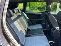 USED 2017 17 VOLKSWAGEN TIGUAN 2.0 TDI BlueMotion Tech R-Line 4Motion Euro 6 (s/s) 5dr 