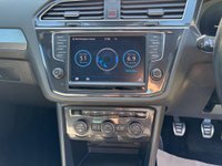 USED 2017 17 VOLKSWAGEN TIGUAN 2.0 TDI BlueMotion Tech R-Line 4Motion Euro 6 (s/s) 5dr 