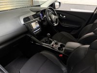 USED 2018 68 RENAULT KADJAR 1.5 dCi Dynamique SE Nav SUV 5dr Diesel Manual Euro 6 (s/s) (110 ps) PAN ROOF, REV CAMERA, 1/2 LEATHER