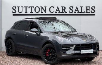2020 PORSCHE MACAN