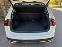 USED 2022 22 VOLKSWAGEN TIGUAN 2.0 TDI Elegance SUV 5dr Diesel DSG 4Motion Euro 6 (s/s) (150 ps) PAN ROOF+R.CAM+1 OWNER+FVWSH