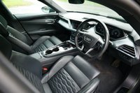 USED 2022 22 AUDI E-TRON GT 93.4kWh Saloon 4dr Electric Auto quattro (476 ps) DAYTONA GREY PEARLESCENT PAINTWORK + 360 CAMERA + SUNROOF + AIR SUSPENSION