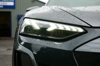 USED 2022 22 AUDI E-TRON GT 93.4kWh Saloon 4dr Electric Auto quattro (476 ps) DAYTONA GREY PEARLESCENT PAINTWORK + 360 CAMERA + SUNROOF + AIR SUSPENSION
