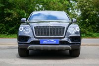 USED 2018 18 BENTLEY BENTAYGA 7 SEATER 6.0 W12 SUV 5dr Petrol Auto 4WD Euro 6 (s/s) (608 ps) MAGNETIC METALLIC PAINTWORK + 7 SEATS + MASSAGE + SUNROOF + HUD