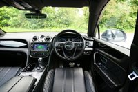 USED 2018 18 BENTLEY BENTAYGA 7 SEATER 6.0 W12 SUV 5dr Petrol Auto 4WD Euro 6 (s/s) (608 ps) MAGNETIC METALLIC PAINTWORK + 7 SEATS + MASSAGE + SUNROOF + HUD