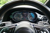 USED 2018 18 BENTLEY BENTAYGA 7 SEATER 6.0 W12 SUV 5dr Petrol Auto 4WD Euro 6 (s/s) (608 ps) MAGNETIC METALLIC PAINTWORK + 7 SEATS + MASSAGE + SUNROOF + HUD