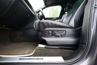 USED 2018 18 BENTLEY BENTAYGA 7 SEATER 6.0 W12 SUV 5dr Petrol Auto 4WD Euro 6 (s/s) (608 ps) MAGNETIC METALLIC PAINTWORK + 7 SEATS + MASSAGE + SUNROOF + HUD