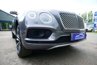 USED 2018 18 BENTLEY BENTAYGA 7 SEATER 6.0 W12 SUV 5dr Petrol Auto 4WD Euro 6 (s/s) (608 ps) MAGNETIC METALLIC PAINTWORK + 7 SEATS + MASSAGE + SUNROOF + HUD
