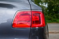USED 2018 18 BENTLEY BENTAYGA 7 SEATER 6.0 W12 SUV 5dr Petrol Auto 4WD Euro 6 (s/s) (608 ps) MAGNETIC METALLIC PAINTWORK + 7 SEATS + MASSAGE + SUNROOF + HUD