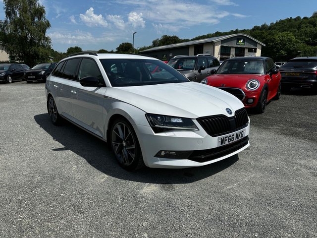 View our SKODA SUPERB
