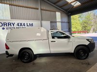 USED 2019 19 TOYOTA HI-LUX 2.4 D-4D Active Pickup 2dr Diesel Manual 4WD Euro 6 (3.5t) (150 ps) AIR CON+TOW BAR