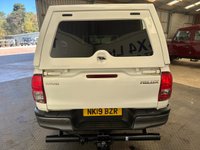 USED 2019 19 TOYOTA HI-LUX 2.4 D-4D Active Pickup 2dr Diesel Manual 4WD Euro 6 (3.5t) (150 ps) AIR CON+TOW BAR