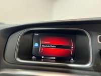 USED 2018 68 VOLVO V40 CROSS COUNTRY 1.5 T3 GPF Pro Hatchback 5dr Petrol Auto Euro 6 (s/s) (152 ps) reverse camera, cruise, NAV, DAB