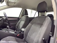 USED 2023 23 VOLKSWAGEN GOLF 1.5 TSI Life Hatchback 5dr Petrol Manual Euro 6 (s/s) (130 ps) 1own/DigiDash/AppleCP/Sensors