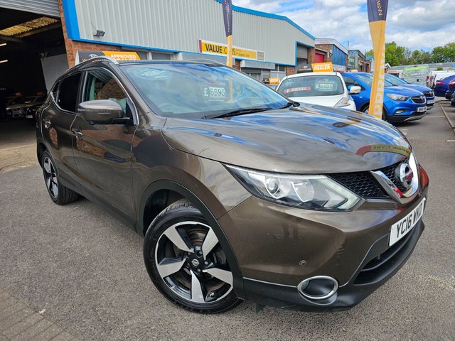 View our NISSAN QASHQAI
