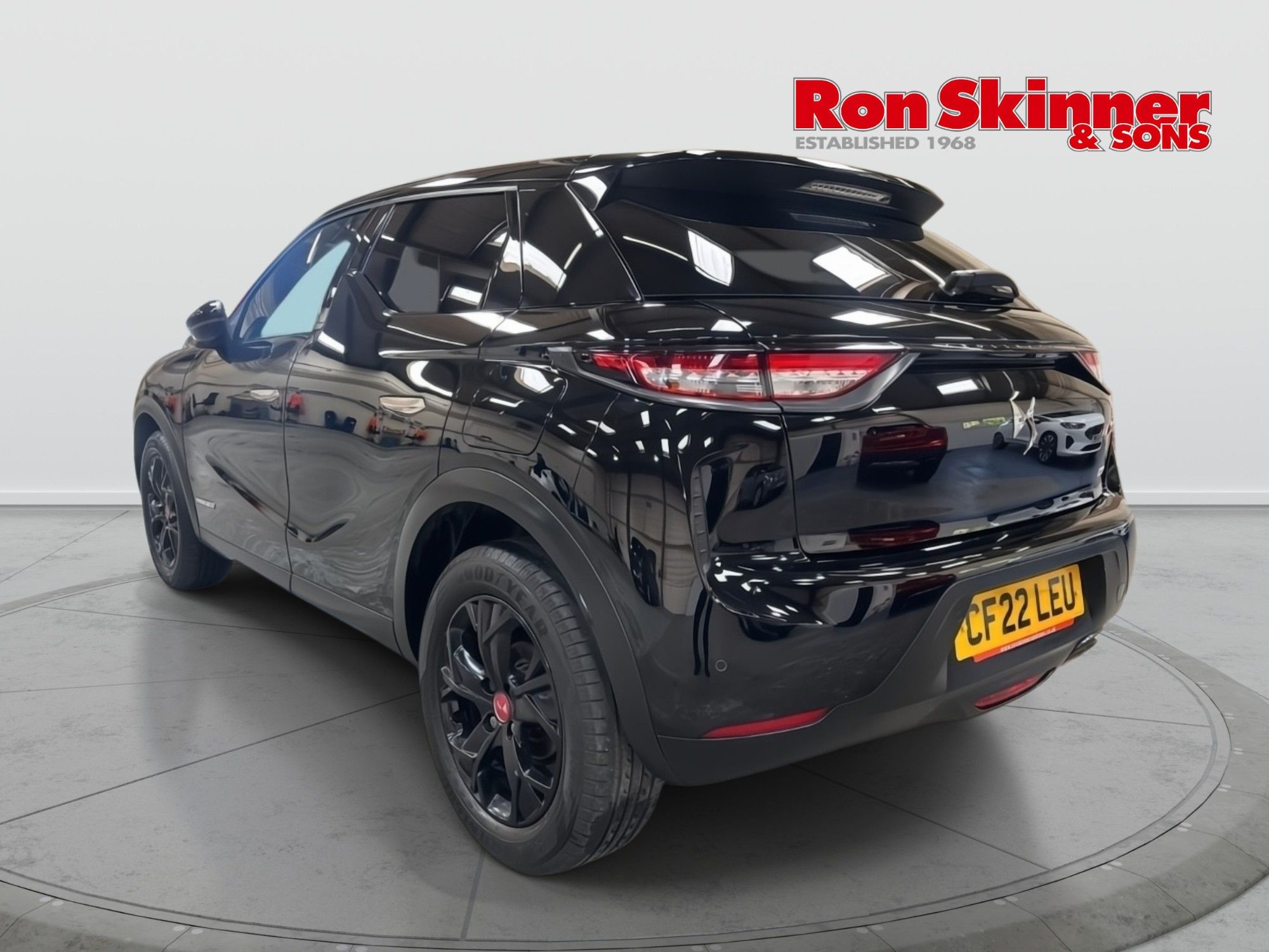 USED 2022 22 DS AUTOMOBILES DS 3 CROSSBACK 1.2 PureTech Performance Line Crossback 5dr Petrol EAT8 Euro 6 (s/s) (130 ps) 