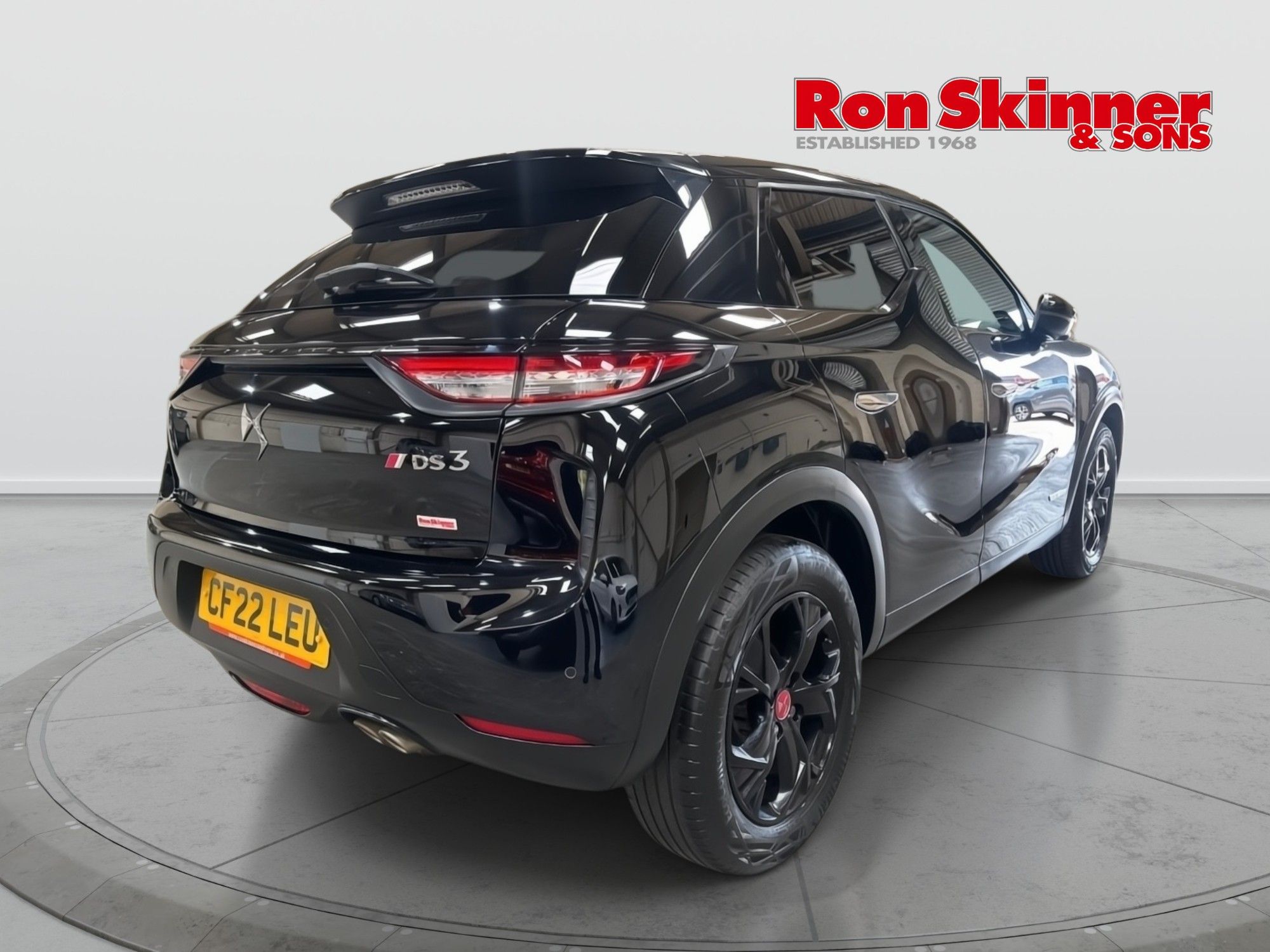 USED 2022 22 DS AUTOMOBILES DS 3 CROSSBACK 1.2 PureTech Performance Line Crossback 5dr Petrol EAT8 Euro 6 (s/s) (130 ps) 