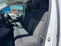 USED 2022 72 VAUXHALL VIVARO 1.5 Turbo D 2900 Dynamic Panel Van 6dr Diesel Manual L2 H1 Euro 6 (s/s) (100 ps) 2022 72 Reg VAuxhall Vivaro 2900 LWB One Owner FSH