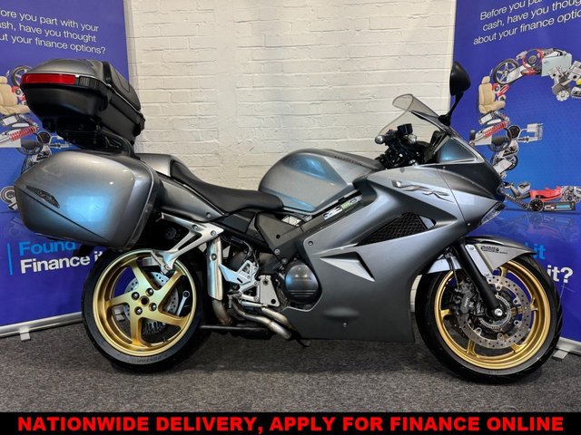 View our HONDA VFR800