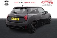 USED 2025 25 MINI HATCH COOPER 1.5C Classic 3dr Steptronic (SAT NAV, PRIVACY) 