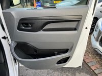 USED 2022 22 VAUXHALL VIVARO 1.5 Turbo D 2900 Dynamic L2 H1 Euro 6 (s/s) 6dr SERVICED 7 13 23 k
