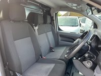 USED 2022 22 VAUXHALL VIVARO 1.5 Turbo D 2900 Dynamic L2 H1 Euro 6 (s/s) 6dr SERVICED 7 13 23 k
