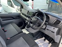 USED 2022 22 VAUXHALL VIVARO 1.5 Turbo D 2900 Dynamic L2 H1 Euro 6 (s/s) 6dr SERVICED 7 13 23 k