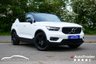USED 2019 69 VOLVO XC40 2.0 T4 R-Design SUV 5dr Petrol Auto Euro 6 (s/s) (190 ps) CRYSTAL WHITE METALLIC PAINTWORK + APPLE CARPLAY + REVERSE CAMERA