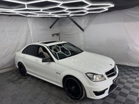 USED 2013 13 MERCEDES-BENZ C CLASS 6.3 C63 V8 AMG SpdS MCT Euro 5 4dr SUNROOF+COMBO+CARBON+HK SOUND!