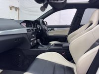 USED 2013 13 MERCEDES-BENZ C CLASS 6.3 C63 V8 AMG SpdS MCT Euro 5 4dr SUNROOF+COMBO+CARBON+HK SOUND!