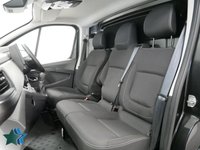 USED 2023 73 RENAULT TRAFIC 30 2.0 BLUEDCI 150 BHP SL EXTRA EDC AUTOMATIC  EDC AUTOMATIC | SAT NAV | 150 BHP | EXTRA