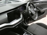 USED 2022 71 SKODA OCTAVIA 1.4 TSI iV 13kWh SE Technology Estate 5dr Petrol Plug-in Hybrid DSG Euro 6 (s/s) (204 ps) SAT NAV CARPLAY CRUISE CONTROL PARKING SENSORS 1 OWNER SERVICE HISTORY WARRANTY