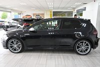 USED 2017 17 VOLKSWAGEN GOLF 2.0 TSI BlueMotion Tech R Hatchback 3dr Petrol DSG 4Motion Euro 6 (s/s) (310 ps) DSG SAT NAV R-LINE SEATS SENSORS