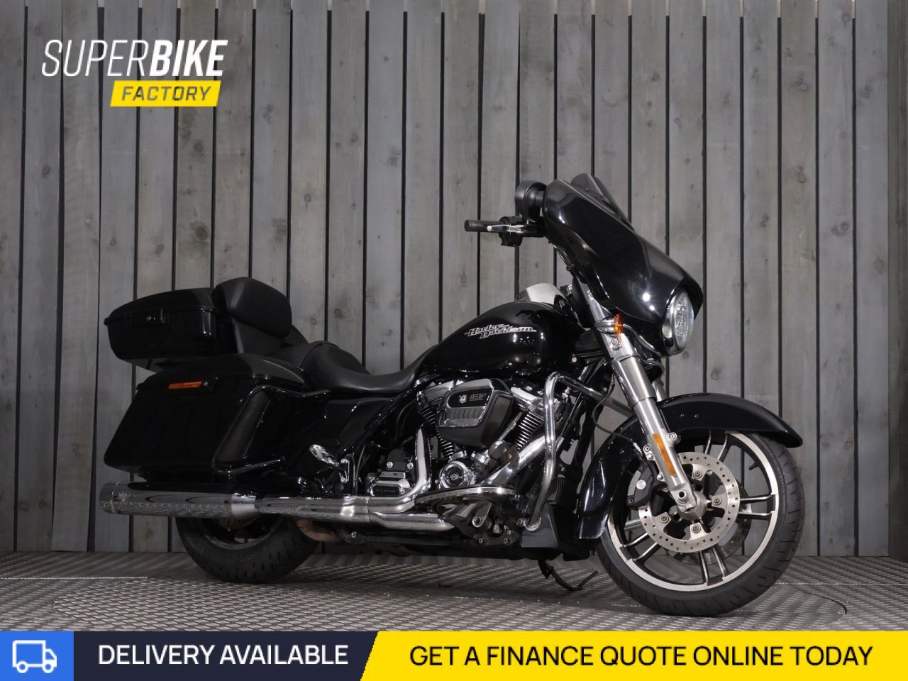 HARLEY-DAVIDSON TOURING