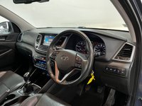 USED 2016 66 HYUNDAI TUCSON 2.0 CRDi Premium SUV 5dr Diesel Manual 4WD Euro 6 (136 ps) 2 keys, reverse cam, NAV, leather