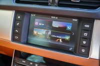 USED 2017 09 JAGUAR XF 2.0d Portfolio Saloon 4dr Diesel Auto Euro 6 (s/s) (180 ps) 