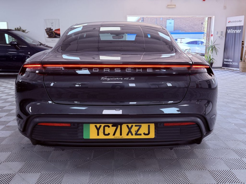 USED 2021 71 PORSCHE TAYCAN Performance Plus 93.4kWh 4S Saloon 4dr Electric Auto 4WD (11kW Charger) (571 ps) 