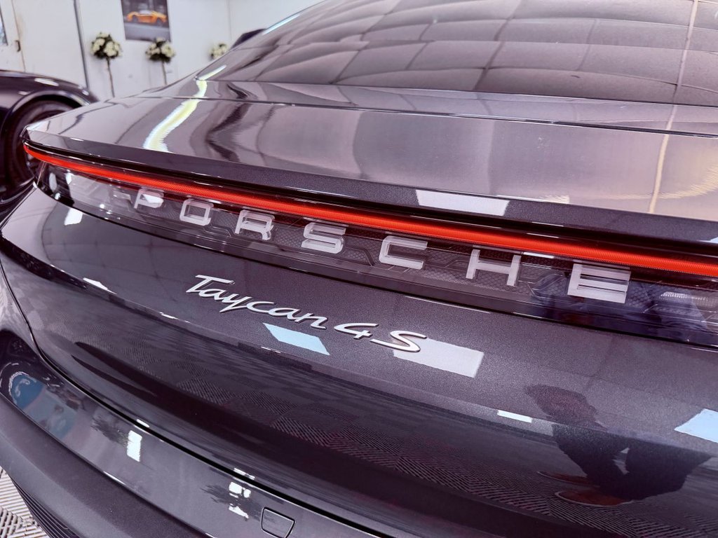 USED 2021 71 PORSCHE TAYCAN Performance Plus 93.4kWh 4S Saloon 4dr Electric Auto 4WD (11kW Charger) (571 ps) 