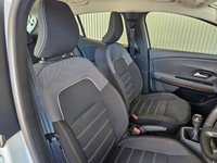 USED 2023 23 DACIA SANDERO STEPWAY 1.0 TCe Expression Hatchback 5dr Petrol Manual Euro 6 (s/s) (90 ps) 