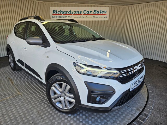 View our DACIA SANDERO STEPWAY