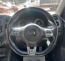 USED 2015 65 VOLKSWAGEN TIGUAN 2.0 TDI BlueMotion Tech R-Line DSG 4WD Euro 6 (s/s) 5dr F&R SENSORS*CRUISE*1 PREV OWNR
