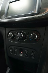 USED 2017 17 DACIA SANDERO STEPWAY 0.9 TCe Laureate Euro 6 (s/s) 5dr Service History, 2 Keys